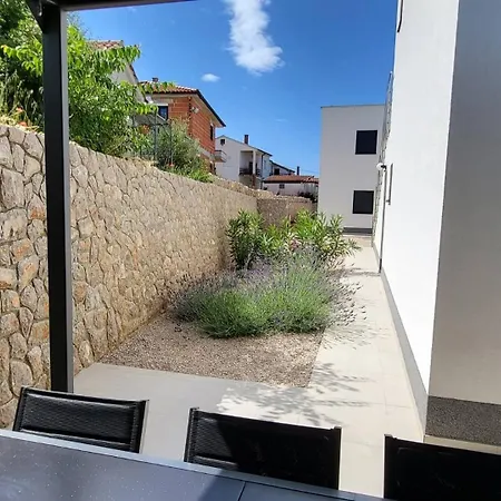 With A Parking Space Kremenici, Krk - 21679 Apartamento *
